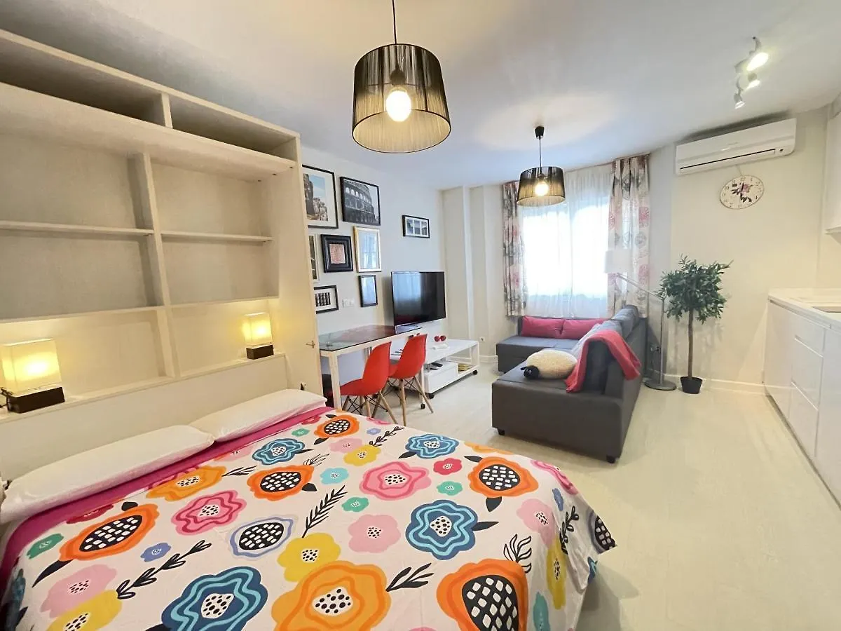 Neverending Loft Málaga Apartman